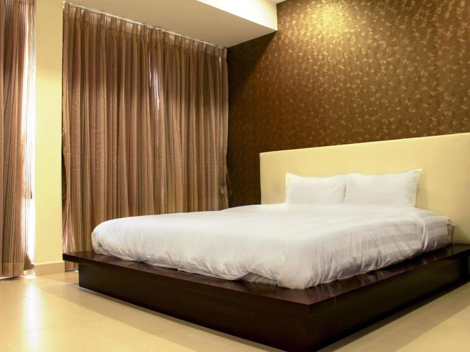 Song Hung Hotel & Serviced Apartments - Can Ho Dich Vu & Khach San Хошимін Екстер'єр фото